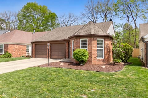Photo of 9760 River Oak Lane E, Fishers, IN