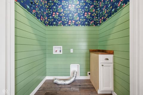 Laundry room at 212 E Madison Avenue, Pendleton, IN