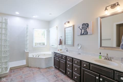 Photo of 4826 E County Road 100 S, Avon, IN