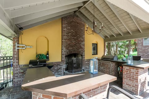 Photo of 4826 E County Road 100 S, Avon, IN