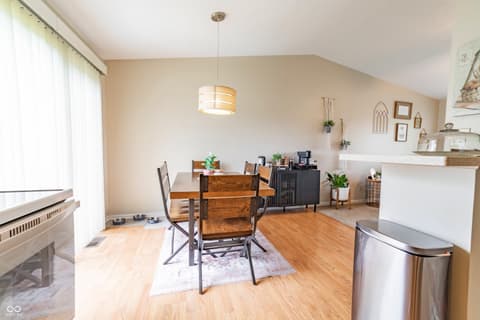Photo of 8566 Buckingham Drive, Columbus, IN