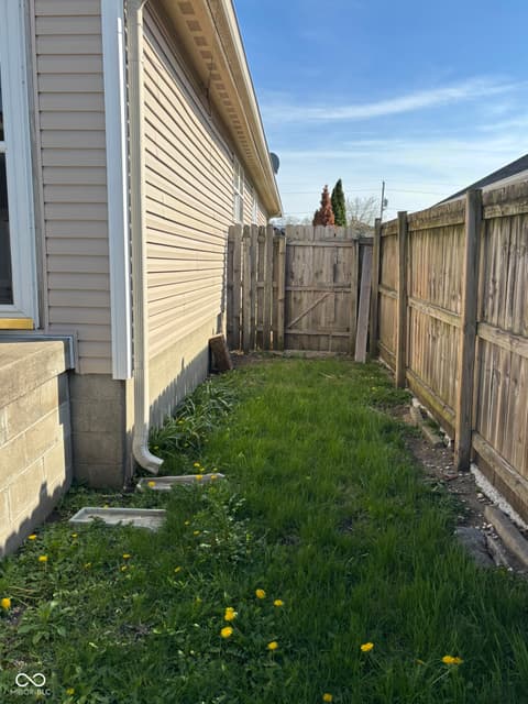 Yard at 3852 Hoyt Avenue, Indianapolis, IN