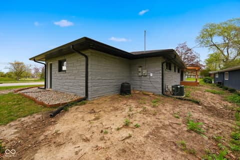 Photo of 1201 Lindberg Road, West Lafayette, IN