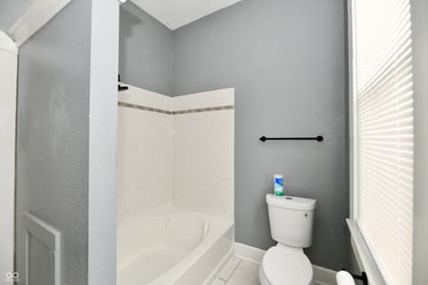 Photo of 2838 N Kenwood Avenue, Indianapolis, IN