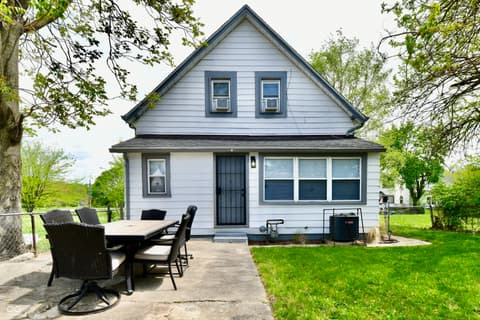 Photo of 2838 N Kenwood Avenue, Indianapolis, IN