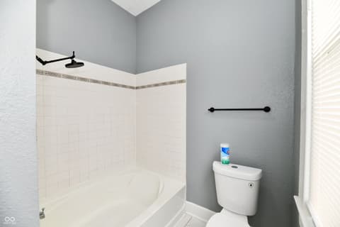 Photo of 2838 N Kenwood Avenue, Indianapolis, IN