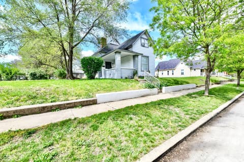 Photo of 2838 N Kenwood Avenue, Indianapolis, IN