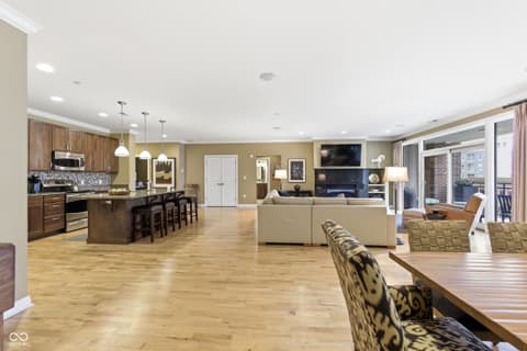 Photo of 333 Massachusetts Avenue, Indianapolis, IN