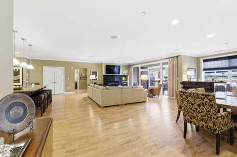 Photo of 333 Massachusetts Avenue, Indianapolis, IN