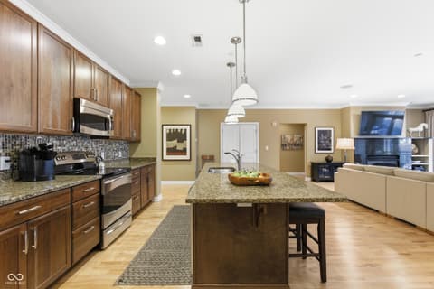 Photo of 333 Massachusetts Avenue, Indianapolis, IN