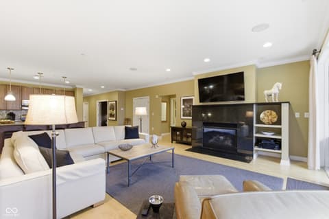 Photo of 333 Massachusetts Avenue, Indianapolis, IN