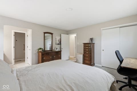 Primary bedroom at 624 Colbarn Drive, Fishers, IN