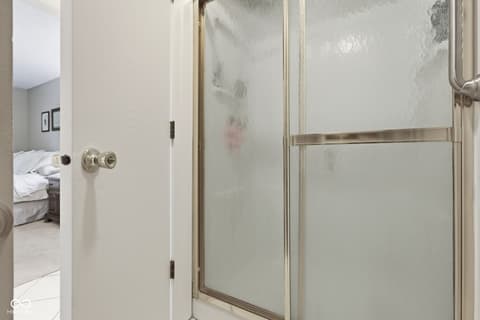 Primary bathroom at 624 Colbarn Drive, Fishers, IN