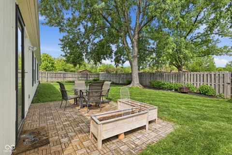 Outdoor living area at 624 Colbarn Drive, Fishers, IN