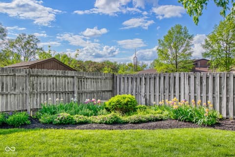 Backyard at 624 Colbarn Drive, Fishers, IN