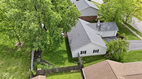 Yard at 624 Colbarn Drive, Fishers, IN