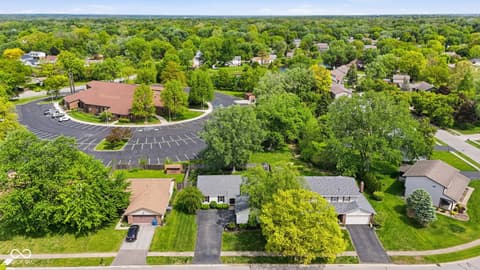 Aerial view at 624 Colbarn Drive, Fishers, IN