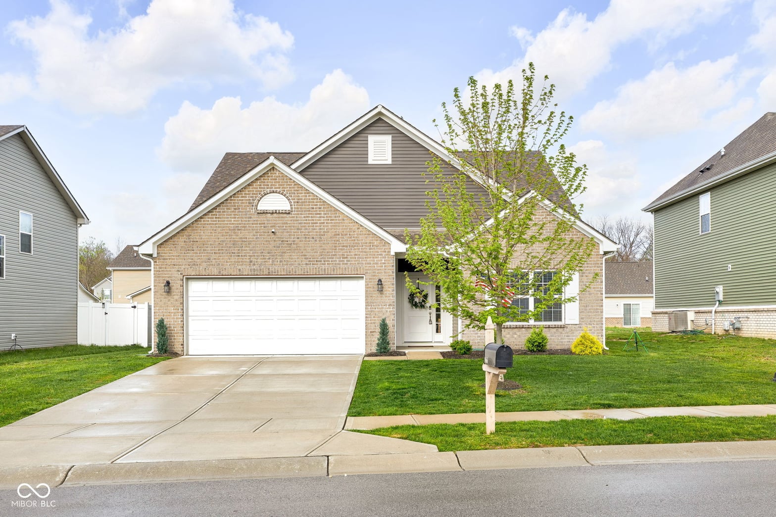 Photo of 866 Declaration Drive, Pittsboro, IN