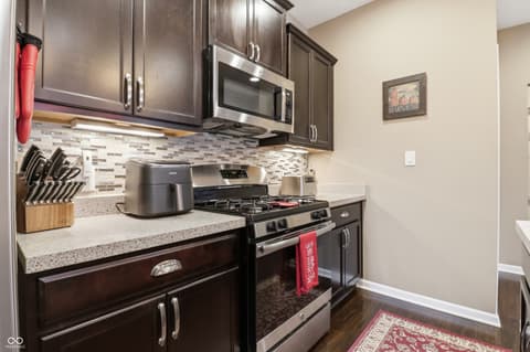 Photo of 1689 Maplewood Lane, Pendleton, IN
