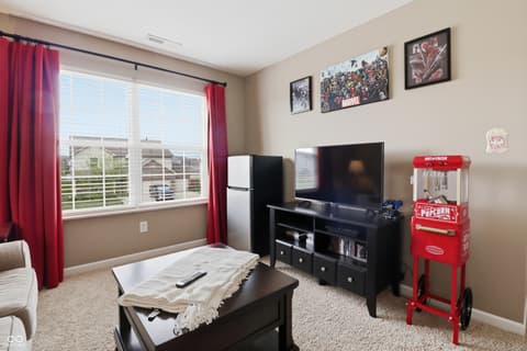 Photo of 1689 Maplewood Lane, Pendleton, IN