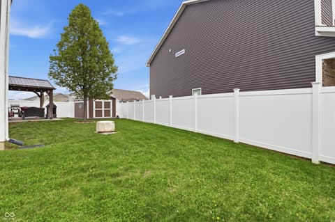 Photo of 1689 Maplewood Lane, Pendleton, IN