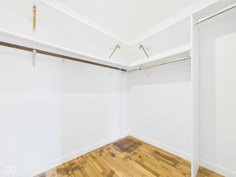 Walk In Closets — 2951 E Cross Street, Anderson, IN