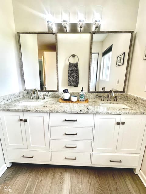 Photo of 3045 Bridlewood Trail, Danville, IN