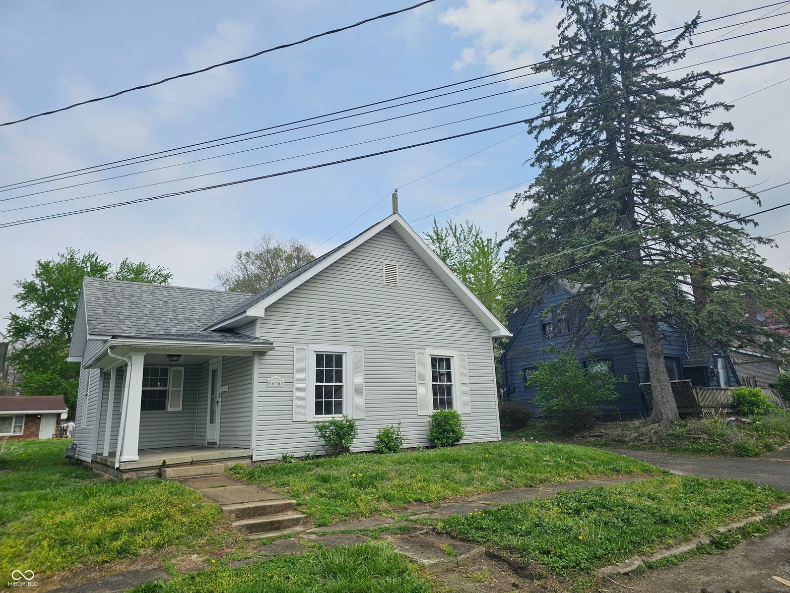 Front exterior at 610 E 5th Street, Anderson, IN