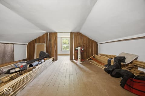 Bonus room at 24144 Stipps Hill Road, Laurel, IN