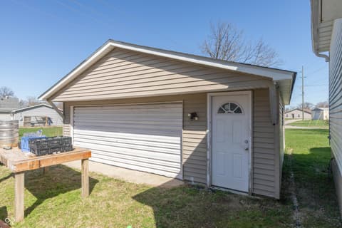Photo of 820 Hustedt Street, Seymour, IN