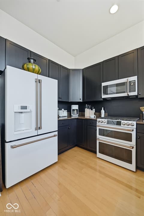 Photo of 350 N Meridian Street, Indianapolis, IN