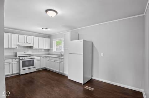 Kitchen at 9846 Catalina Drive, Indianapolis, IN