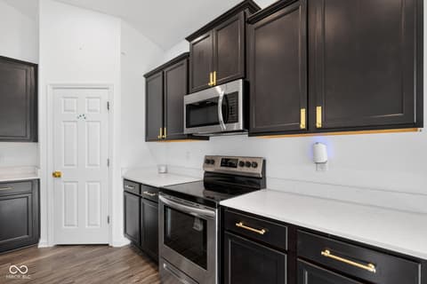 Kitchen at 1453 Silver Pine Lane, Sheridan, IN