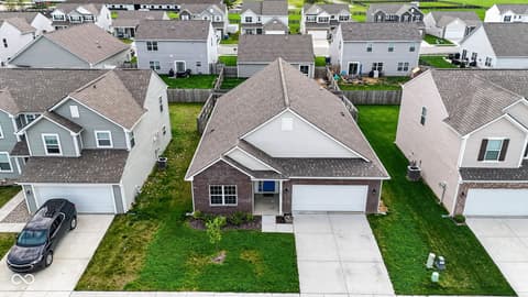 Aerial view at 1453 Silver Pine Lane, Sheridan, IN