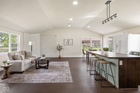 Photo of 125 S Alfonte Street, Ingalls, IN