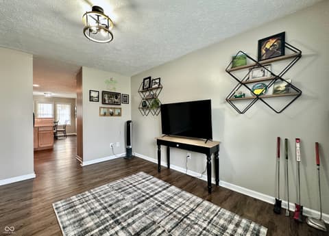 Photo of 792 Abundance Lane, Avon, IN