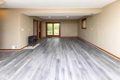 Photo of 8203 Laura Lynne Lane, Indianapolis, IN