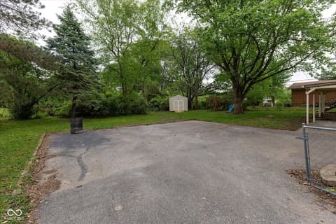 Photo of 8203 Laura Lynne Lane, Indianapolis, IN
