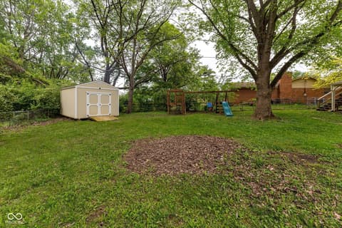 Photo of 8203 Laura Lynne Lane, Indianapolis, IN
