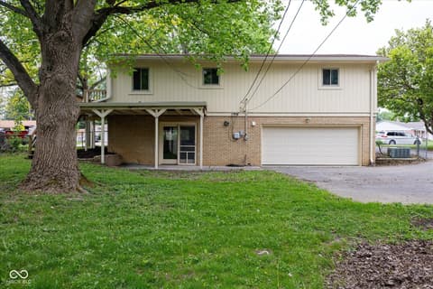 Photo of 8203 Laura Lynne Lane, Indianapolis, IN