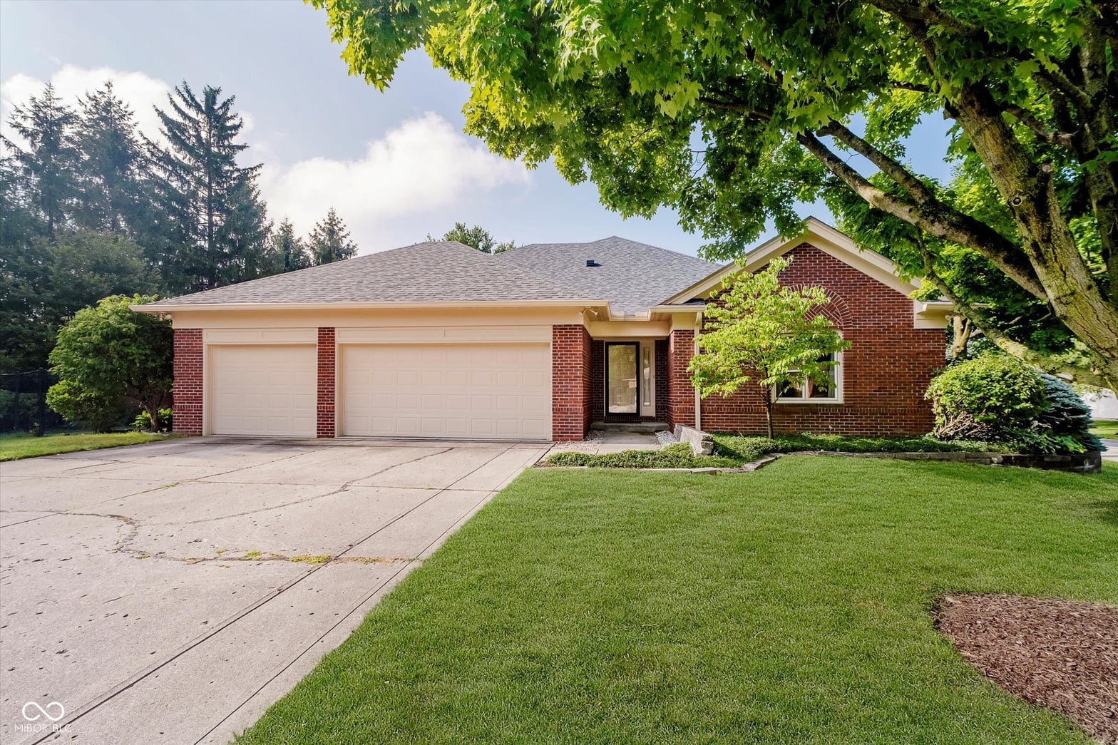 Photo of 8649 Cricket Tree Lane, Indianapolis, IN