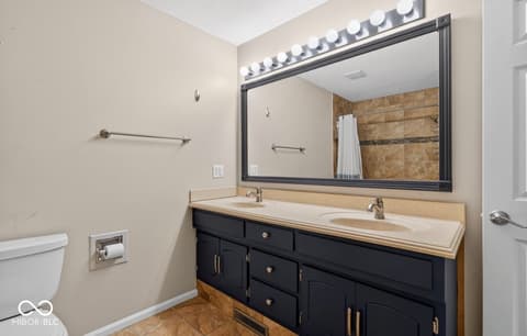 Photo of 10919 Braewick Drive, Carmel, IN