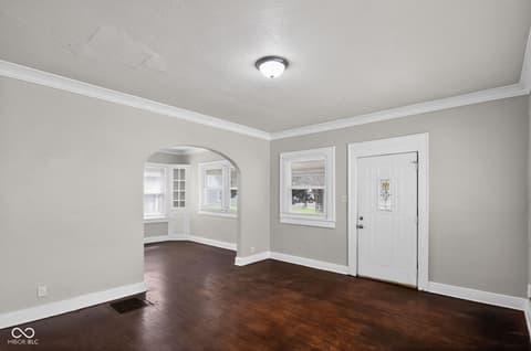 Foyer at 424 Harvard Place, Indianapolis, IN