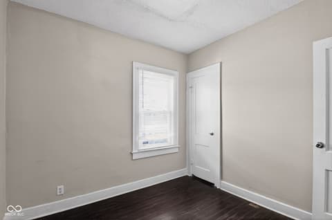 Bedroom at 424 Harvard Place, Indianapolis, IN