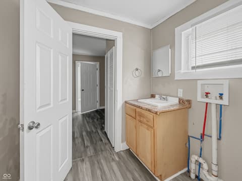 Photo of 916 E Beecher Street, Indianapolis, IN