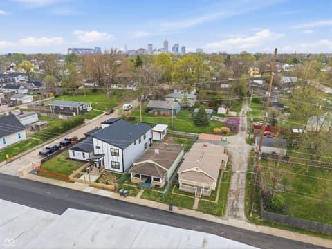 Photo of 916 E Beecher Street, Indianapolis, IN