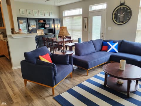 Living room at 11331 Fonthill Drive, Indianapolis, IN