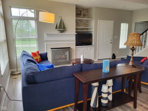Living room at 11331 Fonthill Drive, Indianapolis, IN