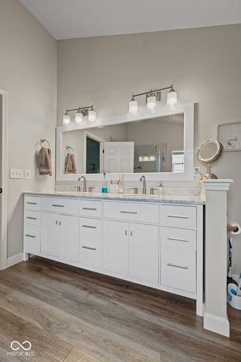 Photo of 8380 Harrison Parkway, Fishers, IN