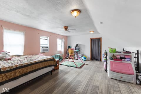 Photo of 125 W Harrison Street, Mooresville, IN